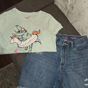 Cat & Jack Light Gray Tee With Denim Shorts
